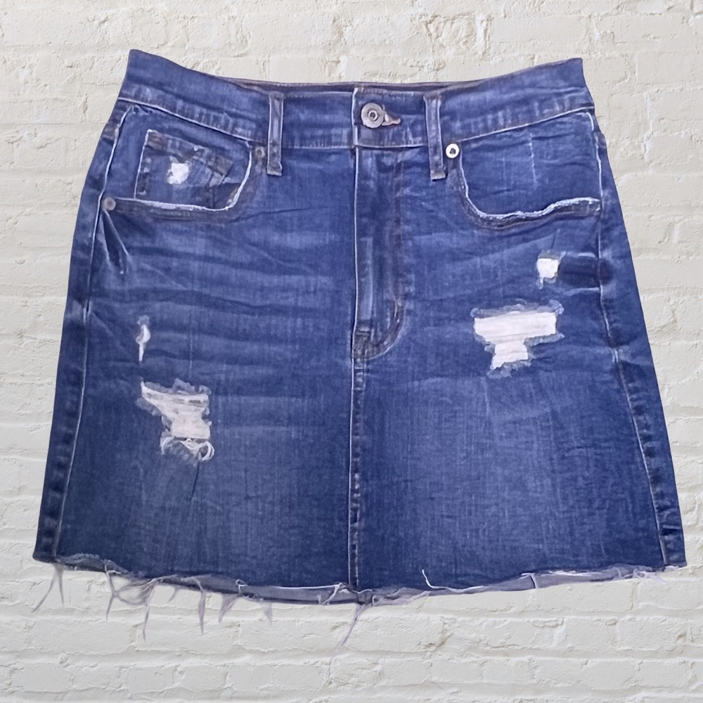Aeropostale Aero Distressed Mini Jean Skirt Size 4 Blue Denim High Rise‎ Raw Hem